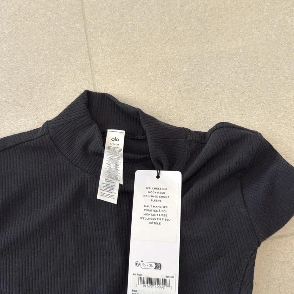 Alo Yoga Wellness Rib Mock Neck Polished Short Sleeve! NWT!